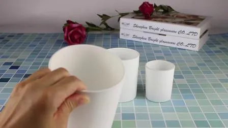 白い大理石仕上げのコンクリートキャンドルホルダーコンテナ